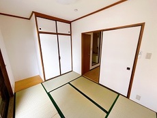 内装　11枚中 6枚目