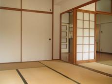居間　30枚中 3枚目