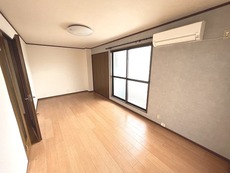 内装　32枚中 21枚目
