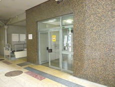 エントランス　27枚中 24枚目