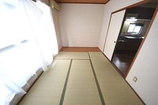 寝室　30枚中 12枚目