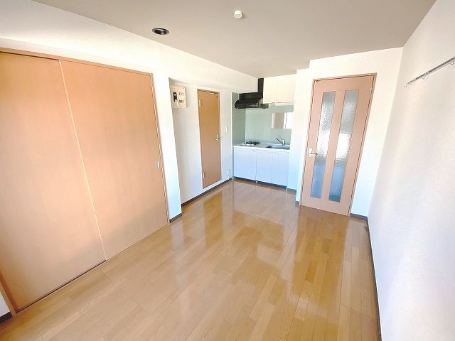 メゾンプレジール