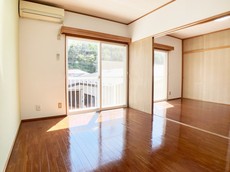 居間