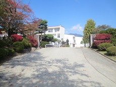 伊賀良小学校