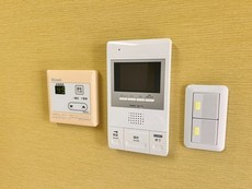 モニター付きインターフォン
