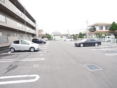 駐車場2台付