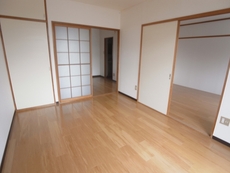 居間