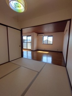 居間