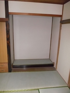 居間