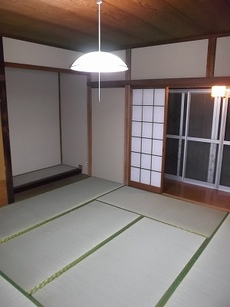 居間