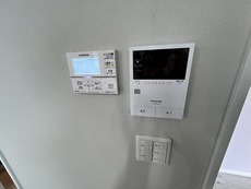 TVドアホンと浴室リモコン