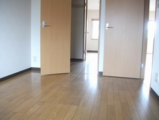 居間