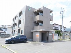 フォレストウィング屋代A