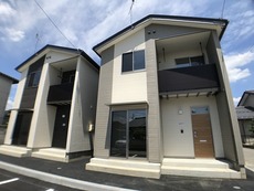 コンフォーレスト