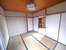 居間