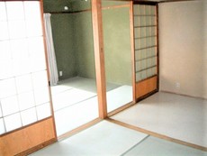 居間