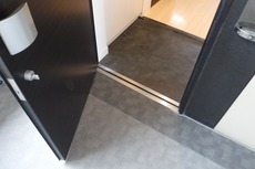 玄関　31枚中 10枚目