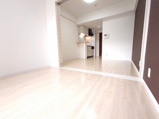 居間　32枚中 18枚目