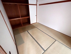 寝室　32枚中 8枚目