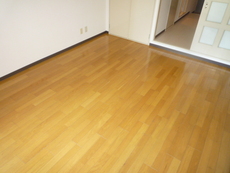 居間　18枚中 10枚目