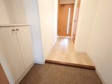玄関　32枚中 10枚目