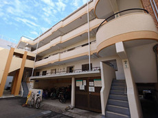 新大阪ファミール東館