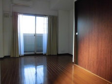 寝室　32枚中 8枚目