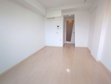 寝室　30枚中 8枚目