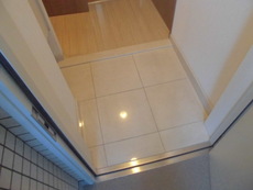 玄関　33枚中 10枚目