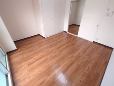 寝室　33枚中 8枚目