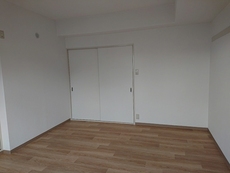 寝室　33枚中 8枚目