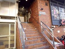 エントランス　31枚中 24枚目