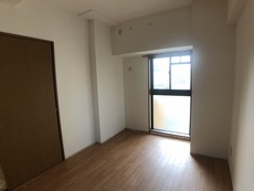 寝室　30枚中 8枚目