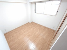 寝室　34枚中 8枚目