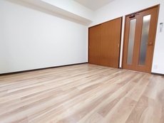 寝室　33枚中 8枚目