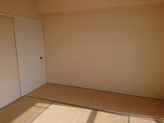 寝室　32枚中 8枚目
