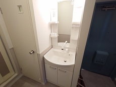 洗面台　32枚中 6枚目