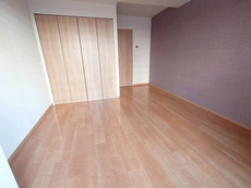 寝室　32枚中 8枚目