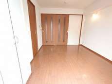 寝室　32枚中 8枚目