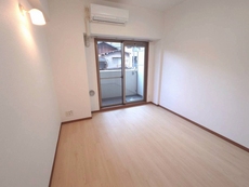 居間　32枚中 16枚目