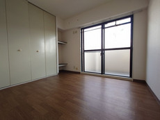 寝室　33枚中 8枚目