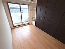 寝室　32枚中 8枚目