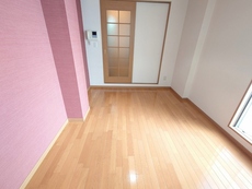 寝室　32枚中 8枚目