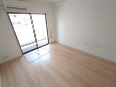 寝室　32枚中 8枚目