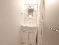 洗面台　32枚中 6枚目