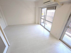 居間　32枚中 16枚目