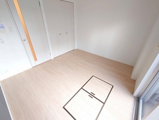 寝室　33枚中 8枚目