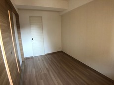 寝室　32枚中 8枚目