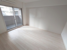 寝室　32枚中 8枚目