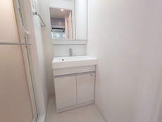 洗面台　32枚中 6枚目